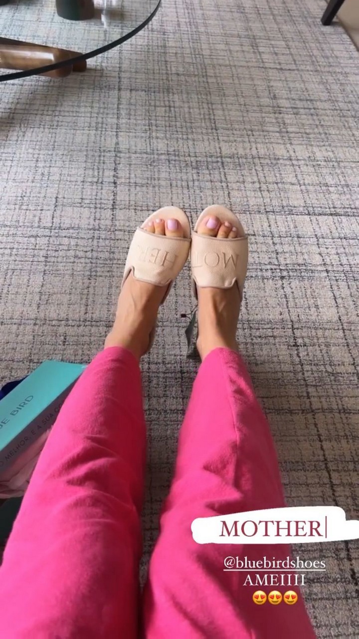 Gabriela Markus Feet